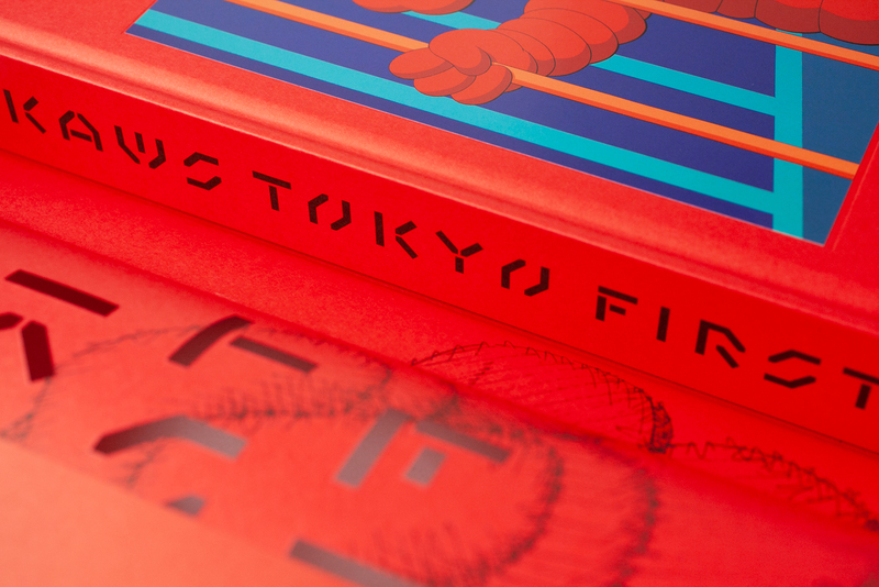 KAWS Tokyo First - KAWS | shashasha - Photography & art in books KAWS Tokyo First - KAWS | shashasha - Photography & art in books